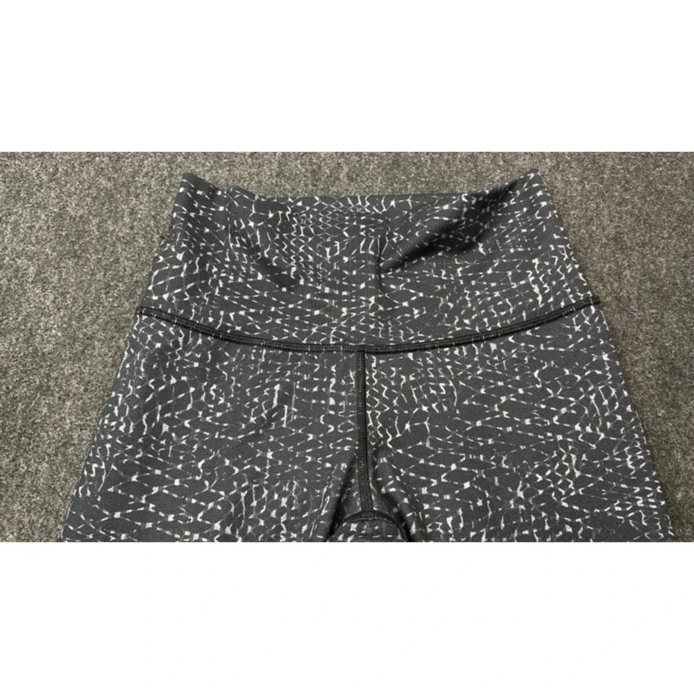 Lululemon Leggings Women 4 Black White Lattice Hem High Rise Crop Activewear
